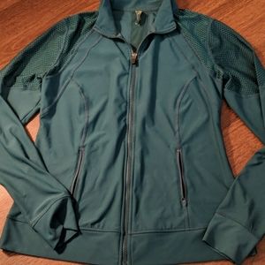 Xersion women's workout suit.  Size M. Pants/jacke